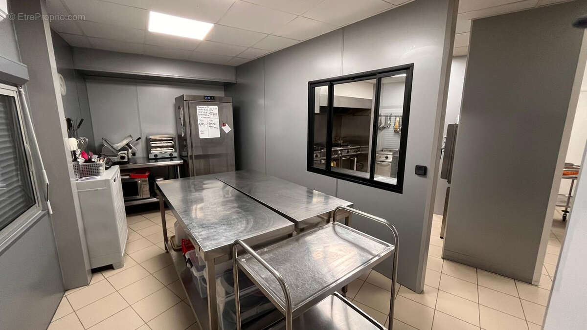 Fonds de commerce station service/restaurant - photo 12