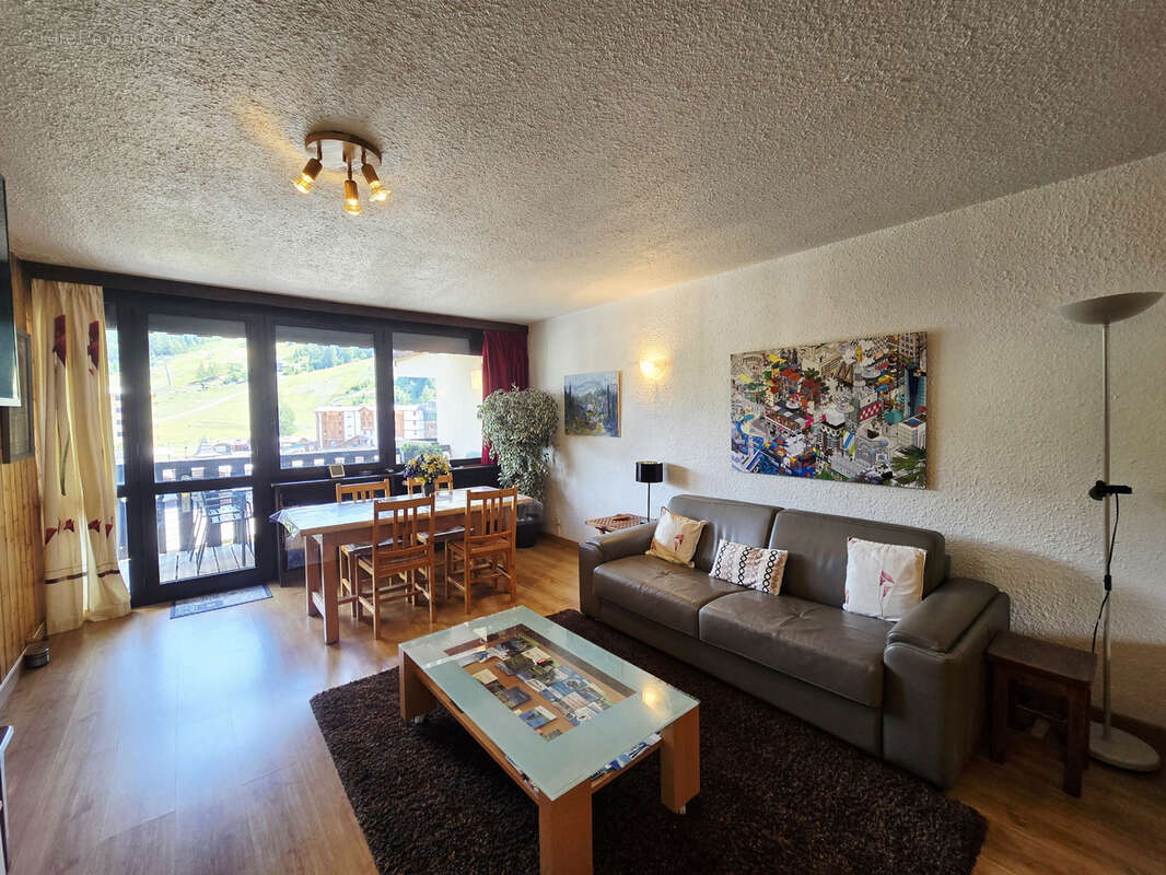 PRA LOUP 1600   Superbe appartement entièrement rénové avec vue pistes ! - photo 3