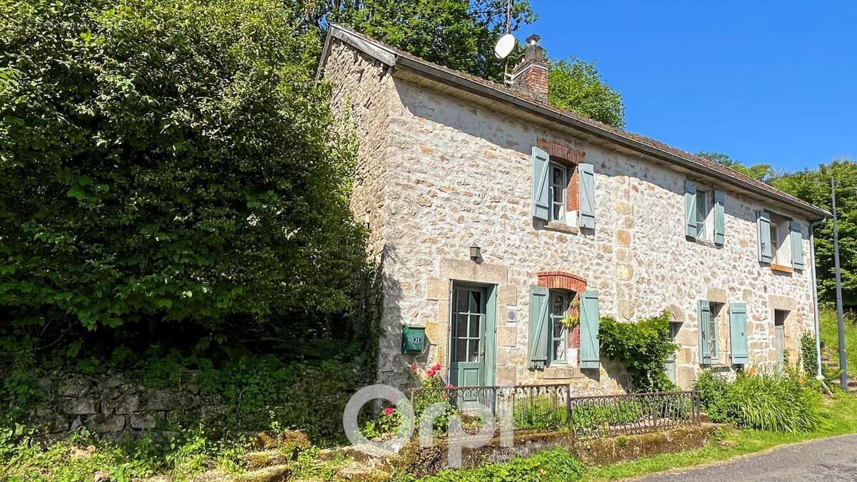 Maison à JABREILLES-LES-BORDES