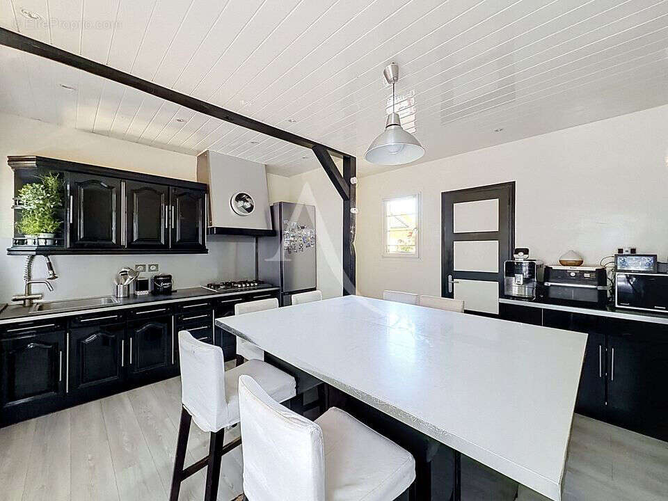 Maison Trilport 6 pièce(s) 95 m2 - photo 2