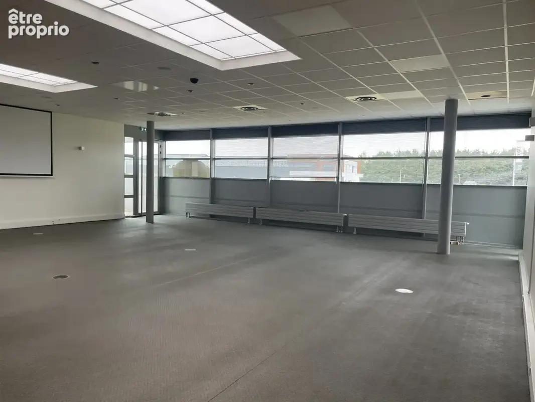 Commerce 468 m² à vendre à Bernay (27300) - photo 7