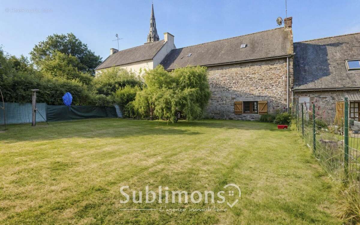 Maison à BRANDERION