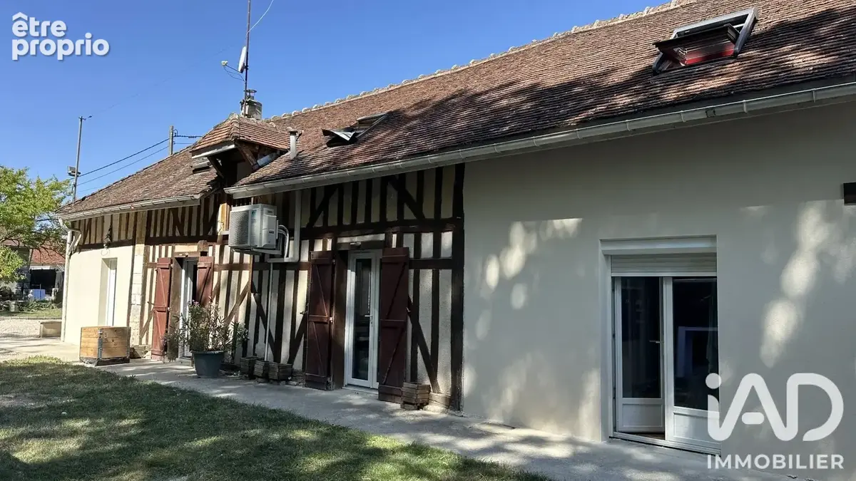 Photo 1 - Maison à POUGY