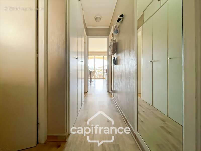 Appartement à MALLEMORT