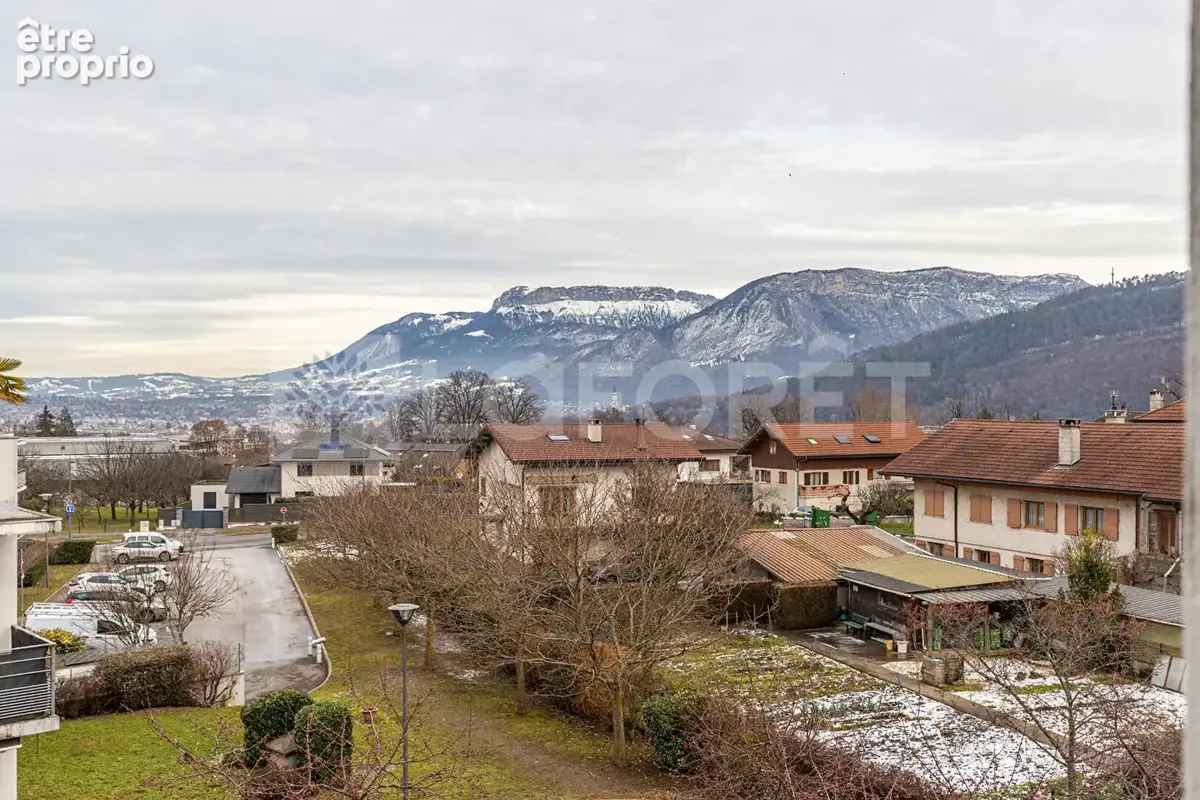 Agence immobiliere laforet - "carex" - annecy - seynod - appartement traversant t3 de 68m² - cave - balcon - photo 10