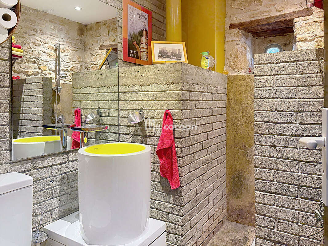 Maison à SAINT-CYR-AU-MONT-D'OR