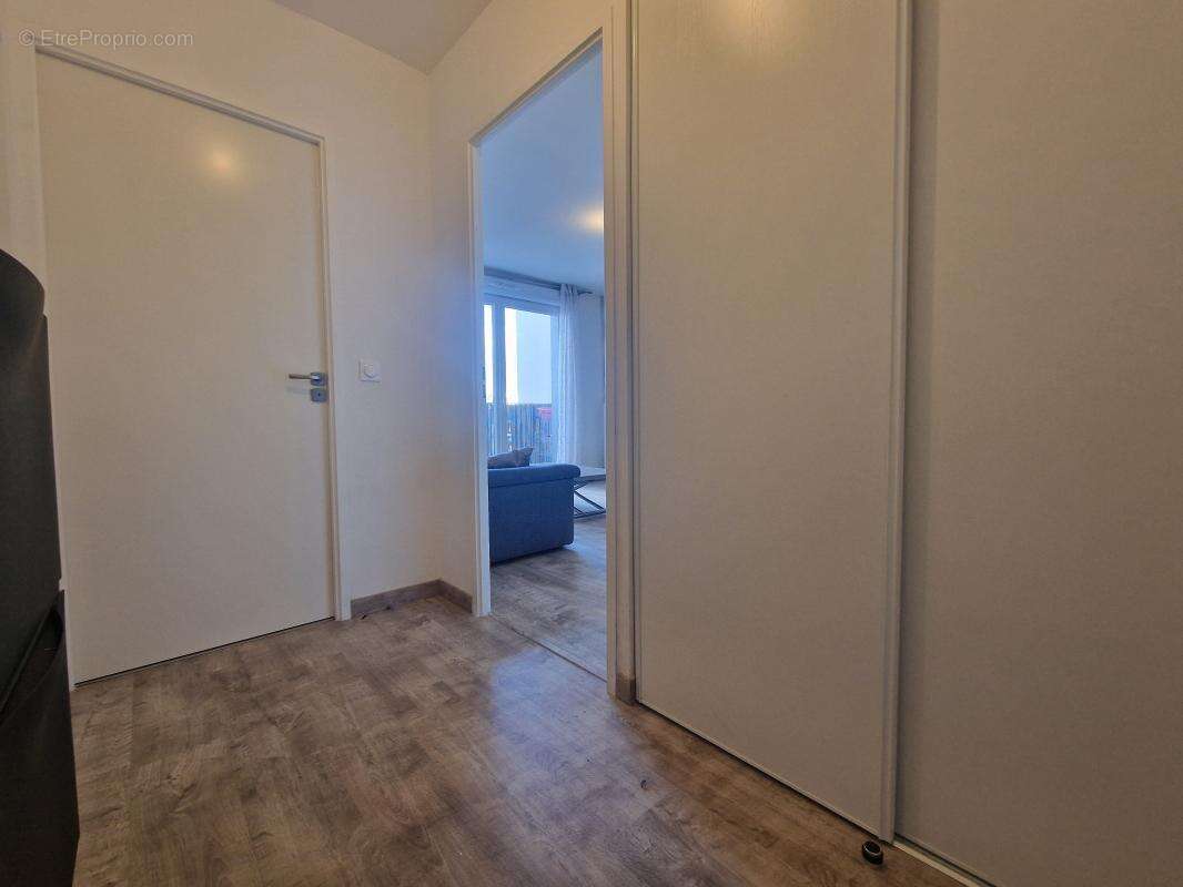 Appartement à VAIRES-SUR-MARNE
