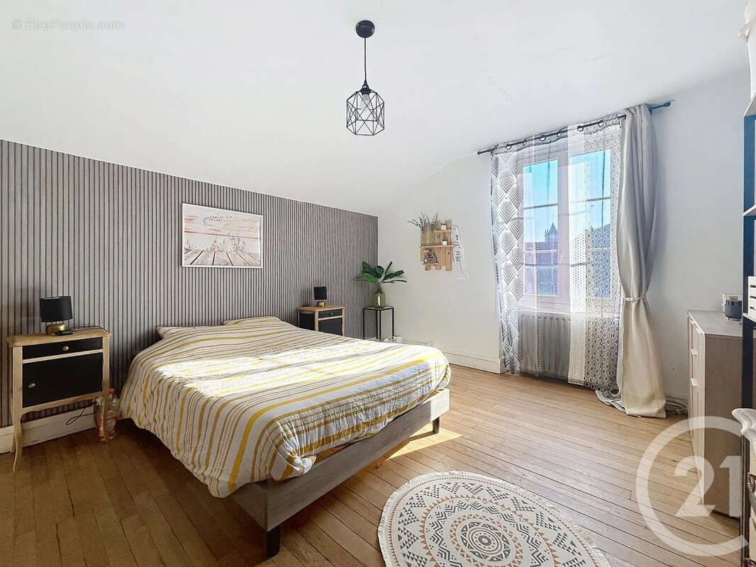 Maison à CHARENTENAY