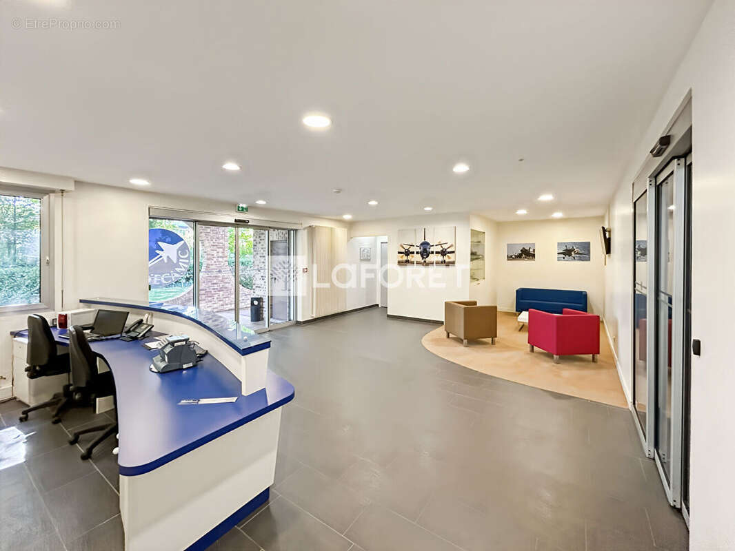 Appartement à BUC