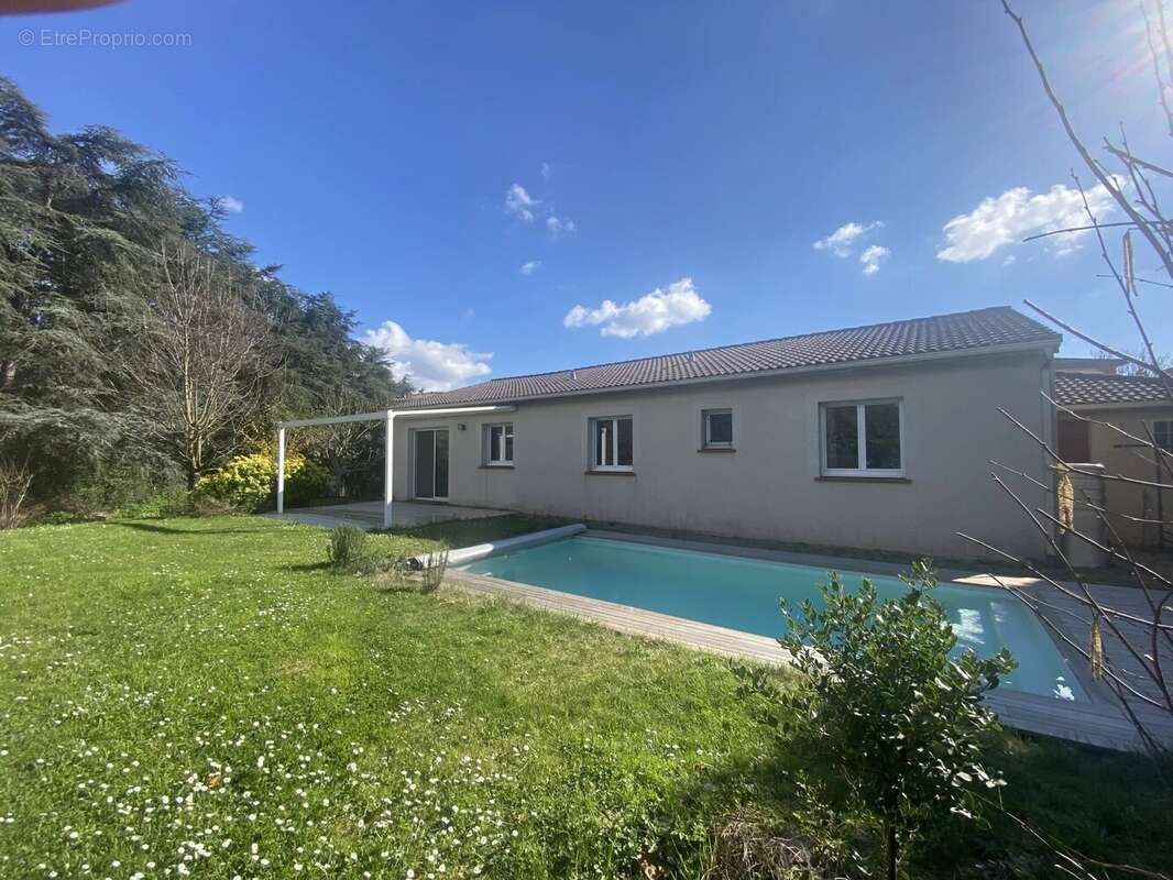 Maison à RAMONVILLE-SAINT-AGNE