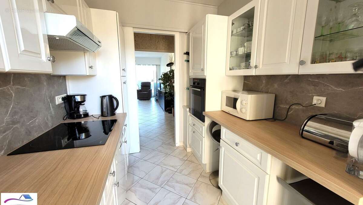 Appartement à MANDELIEU-LA-NAPOULE