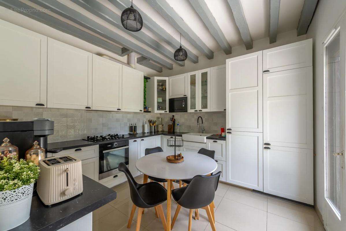 Maison de 7 pièces de 187 m² à Dammartin-en-Goële - photo 6