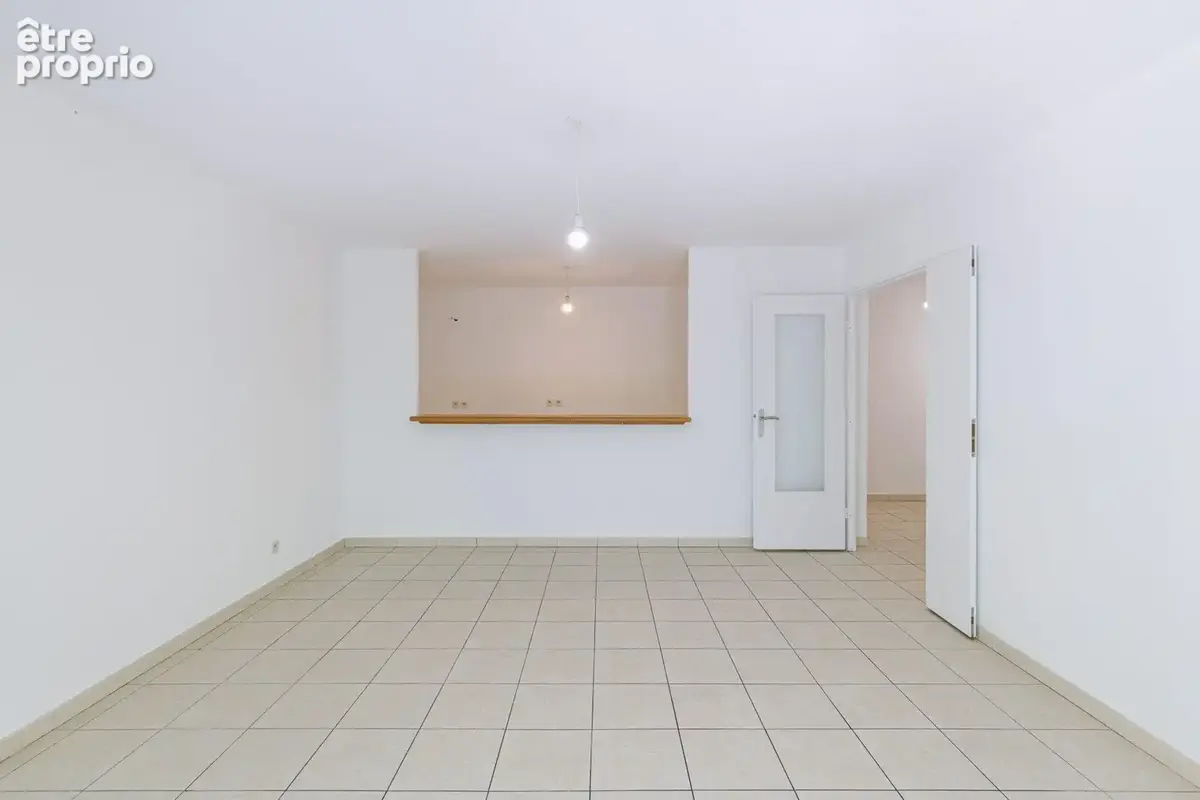 Appartement 3 pièces 58 m² à vendre à Nice (06000) - photo 2