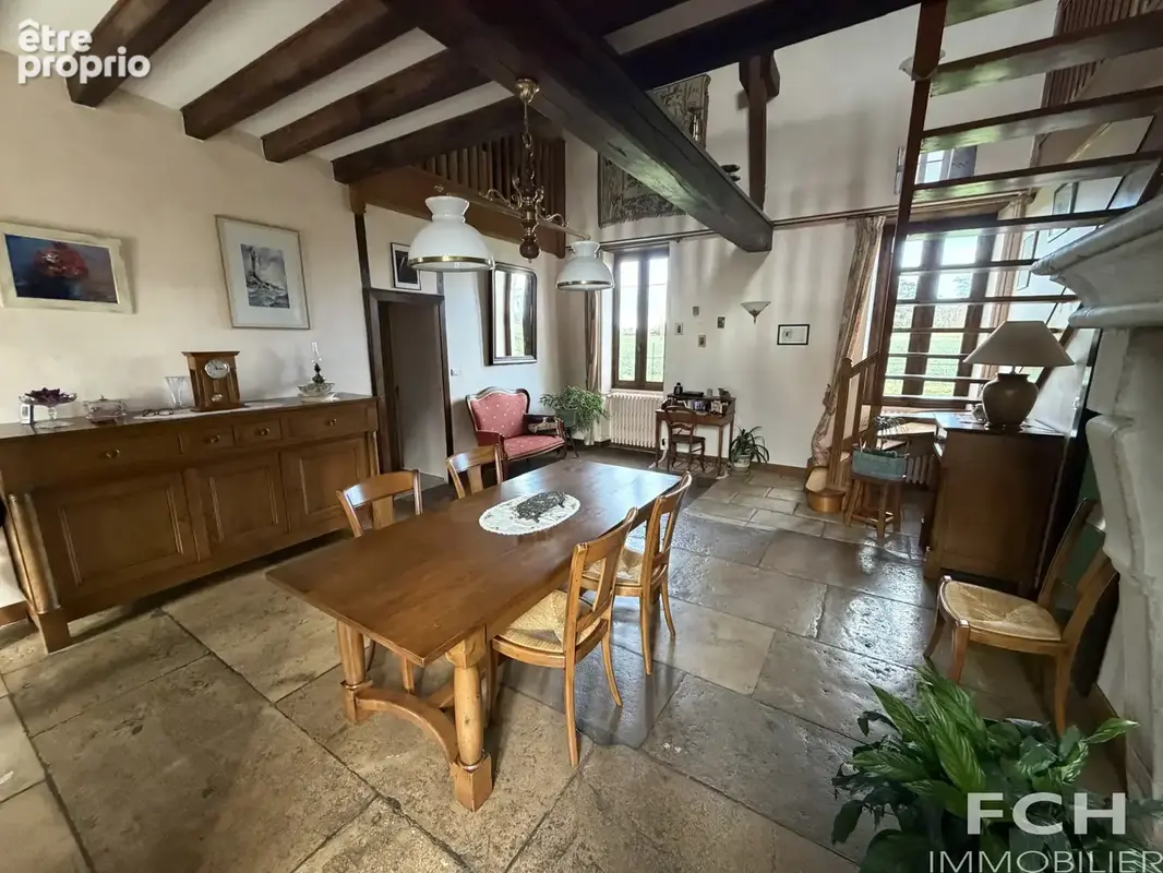 Magnifique domaine en pierres avec maison, fermette, grange et dépendances - photo 6