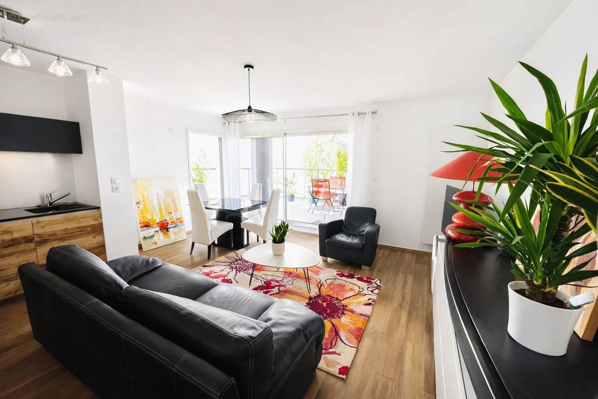 Appartement à LE BOURGET-DU-LAC