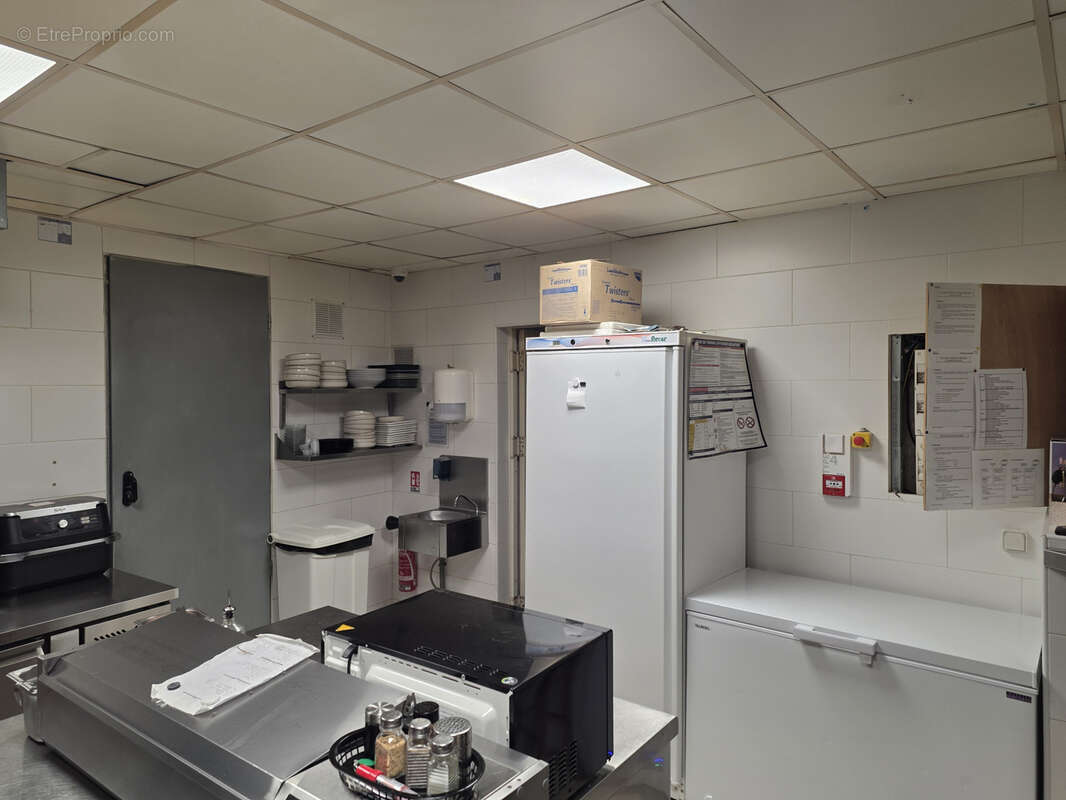 En exclusivite fond de commerce restaurant rotisserie 95 m2 a puget sur argens - photo 7