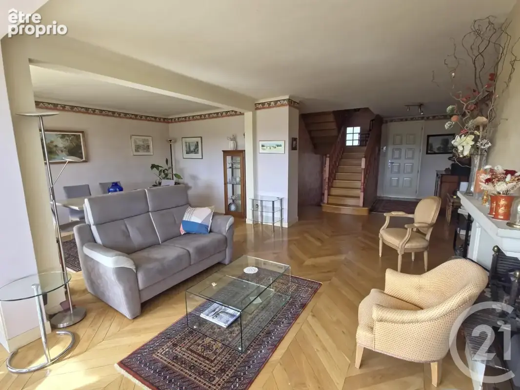 Maison 8 pièces 193 m² à vendre à Thorigny-Sur-Marne (77400) - photo 4