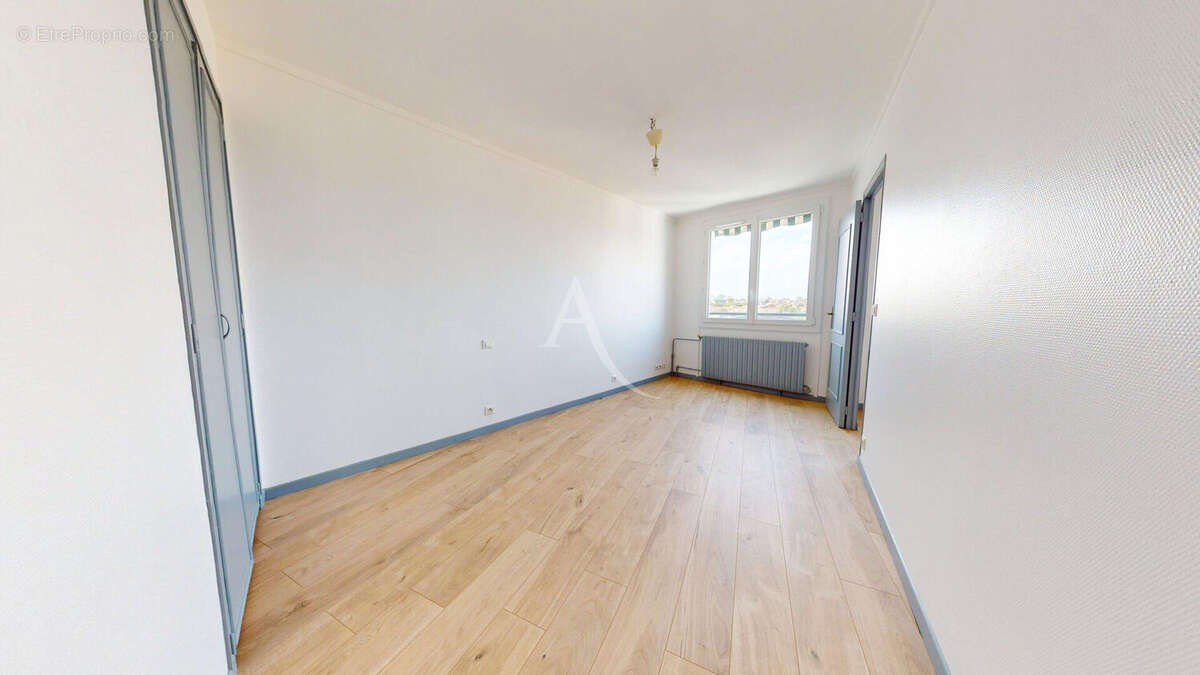 Appartement Vitry Sur Seine - Gare Jean Jaurès - 3 pièces 53.58 m² - photo 4