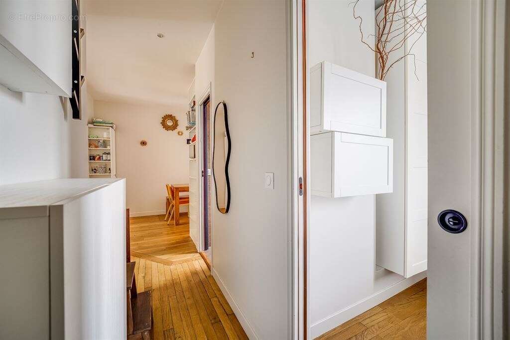 Appartement à PARIS-20E