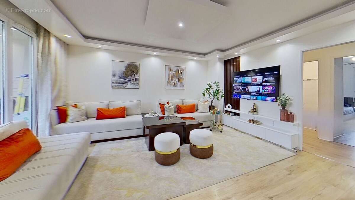 Appartement à LE BLANC-MESNIL