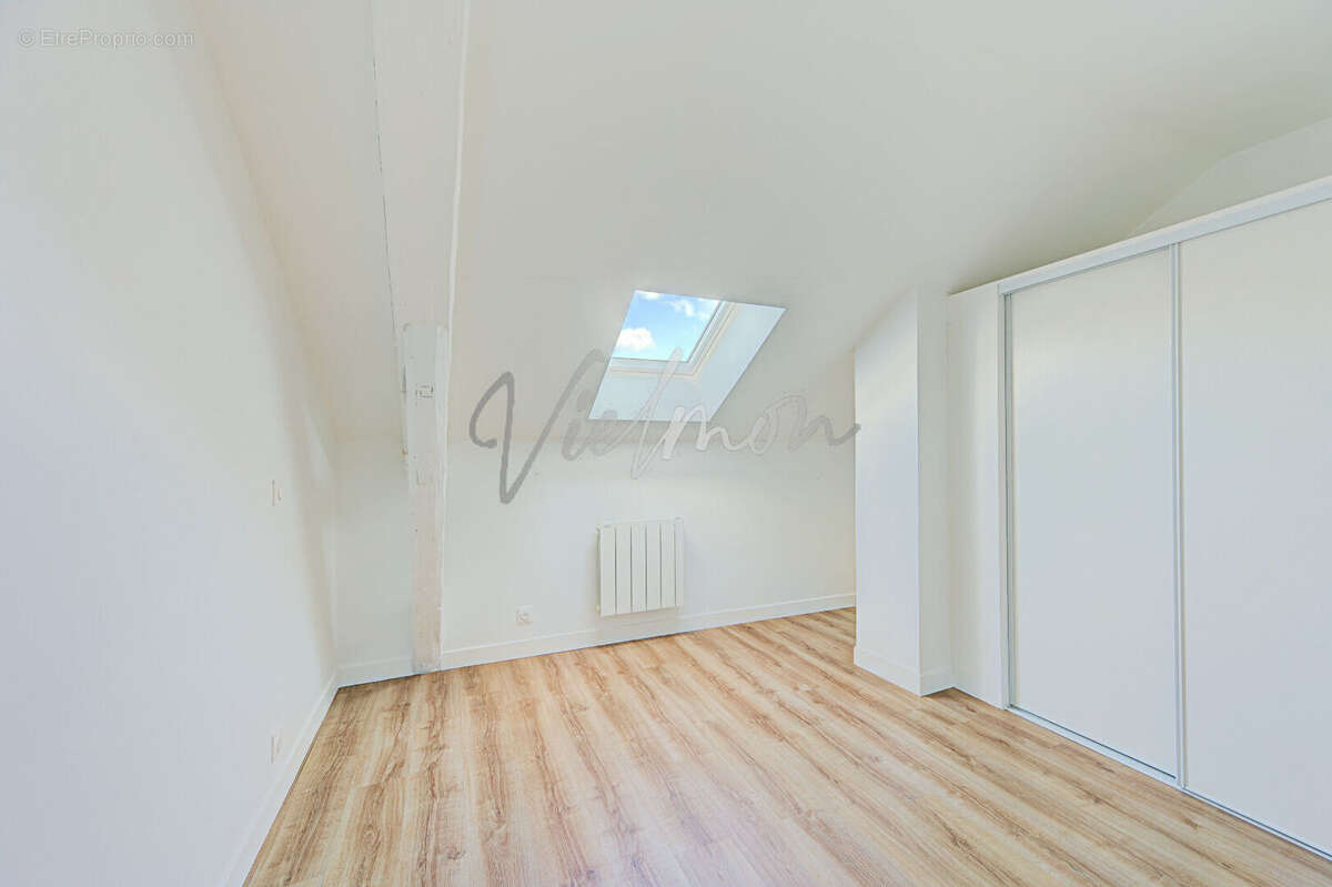 Appartement 3 pièces à vendre - Dernier étage - Triel-sur-Seine Centre Ville - photo 11