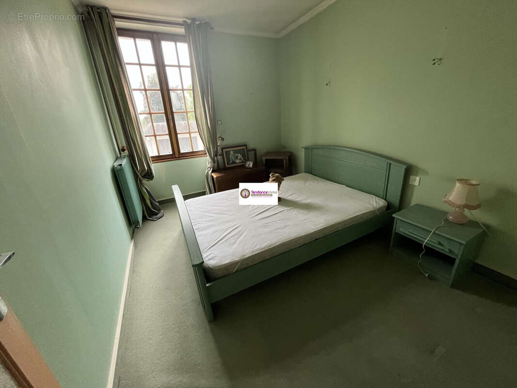 Maison à LE MELE-SUR-SARTHE