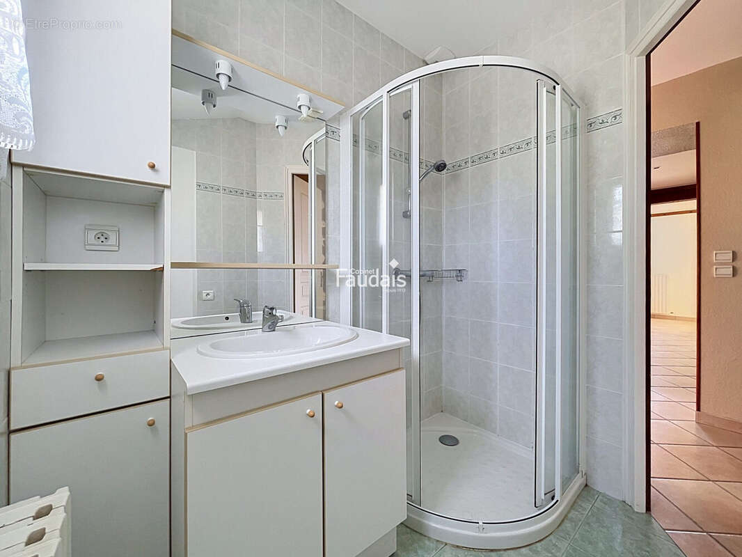 Maison 150 m² à Tourville-Sur-Sienne  - photo 7