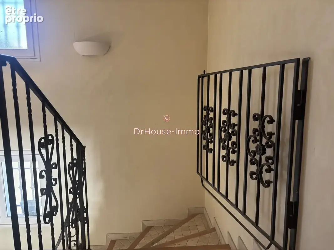 Maison 10 pièces 212 m² à vendre à Saint-Cannat (13760) - photo 26