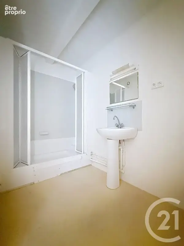 Appartement 3 pièces 54 m² à vendre à Reims (51100) - photo 10