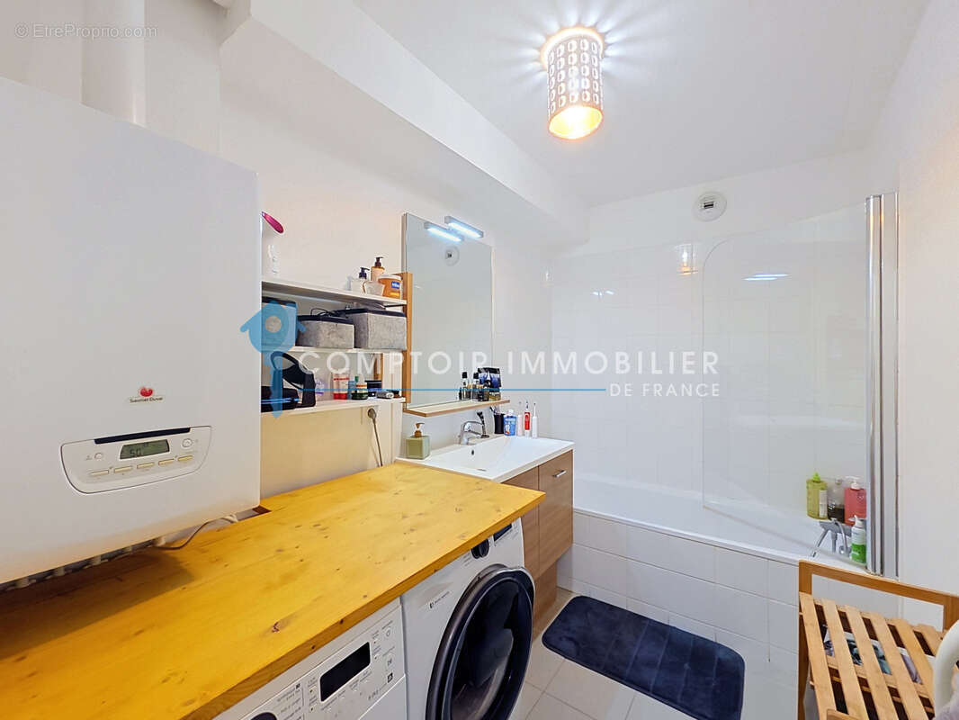 Appartement à MEYLAN