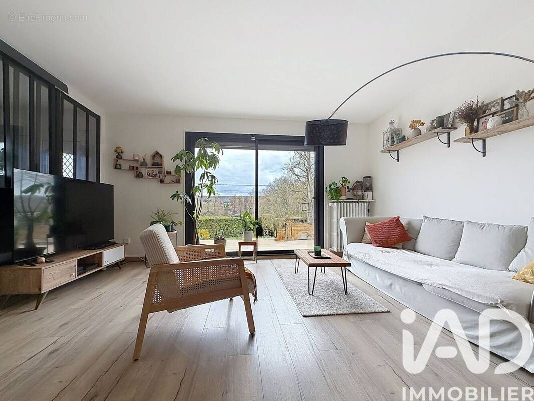 Photo 1 - Maison à SAINT-CHERON