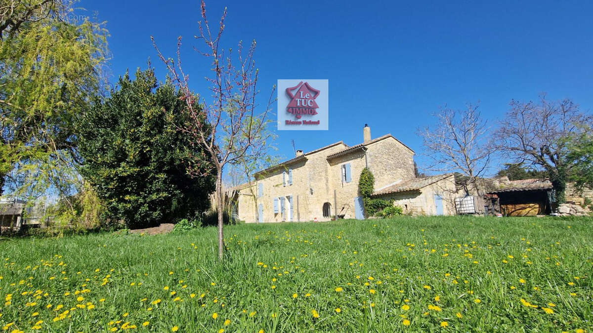 Maison à SAINT-PAUL-TROIS-CHATEAUX