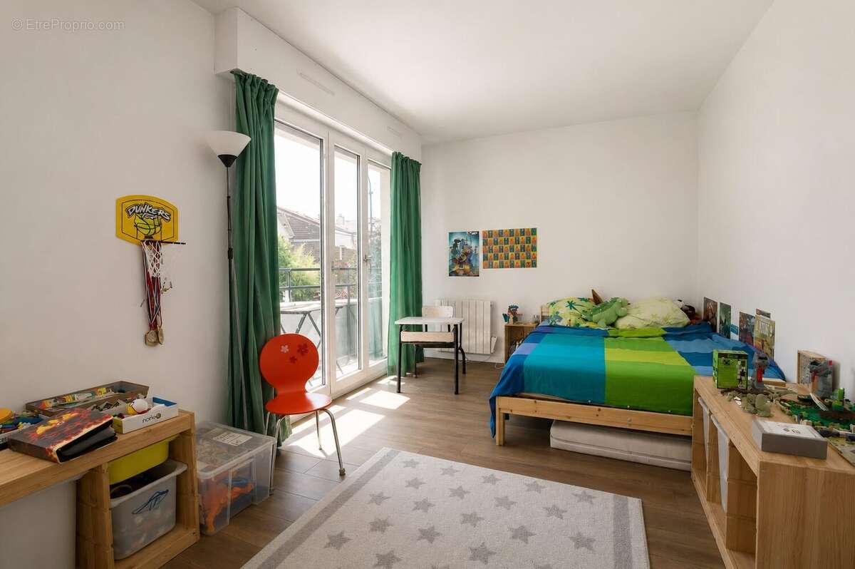 Appartement à NOGENT-SUR-MARNE