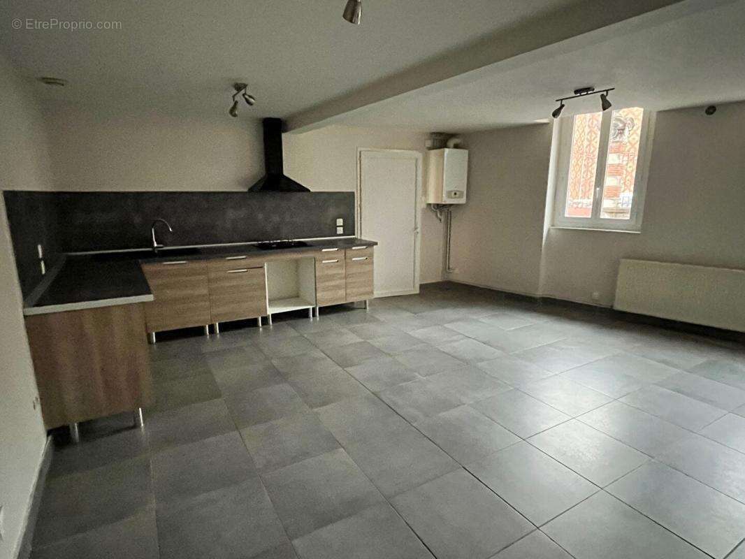 Appartement à MOULINS