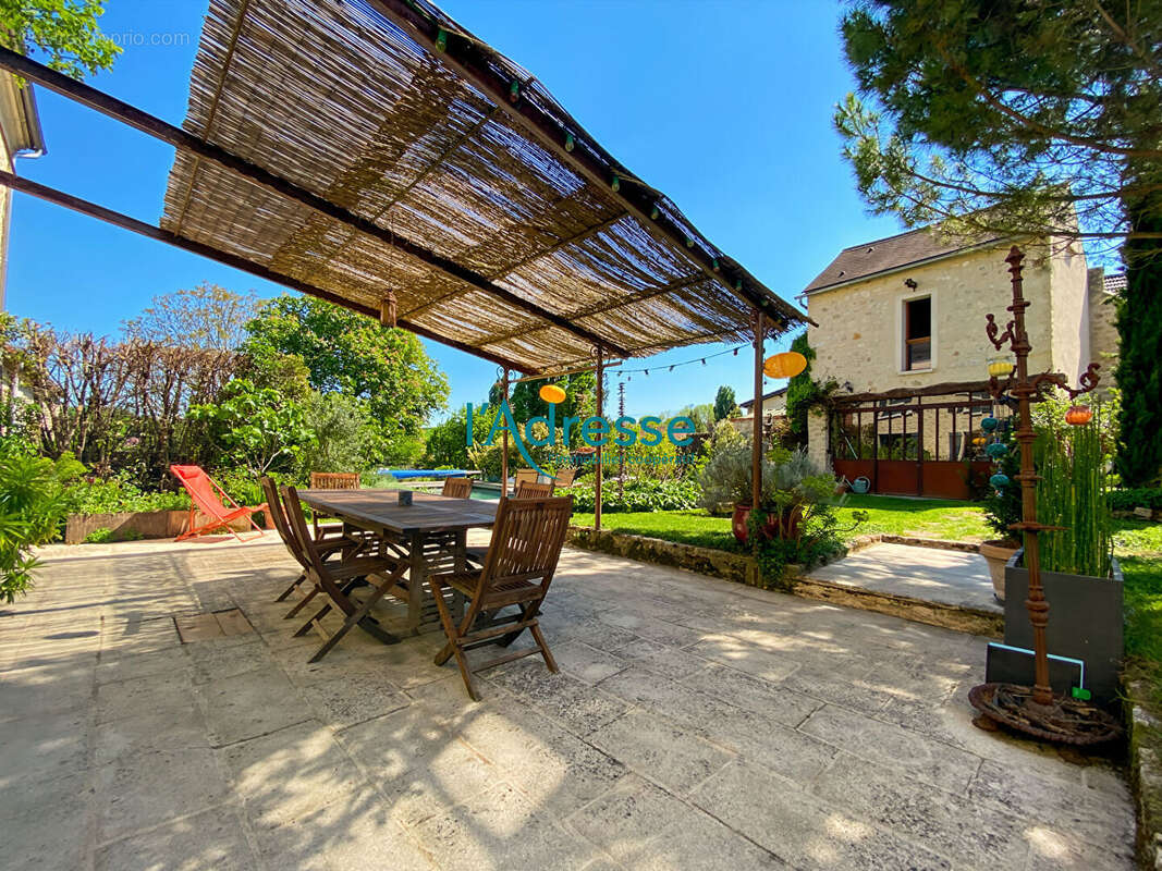 Maison à OINVILLE-SUR-MONTCIENT