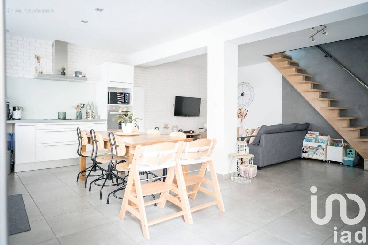 Photo 1 - Maison à OINGT