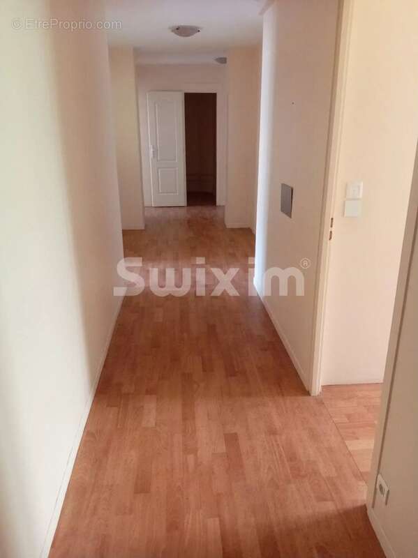 Appartement 5 pièces Chambéry centre-ville - photo 4