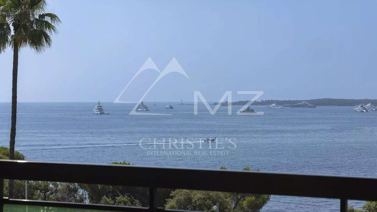 Magnifique appartement contemporain à la vue mer féerique - photo 15