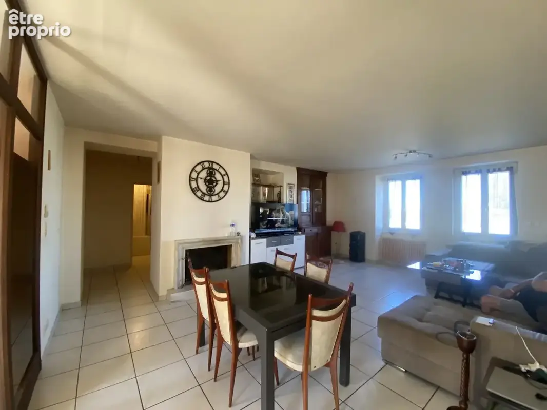 Maison 8 pièces 216 m² à vendre à Saint-Eloy-Les-Mines (63700) - photo 68