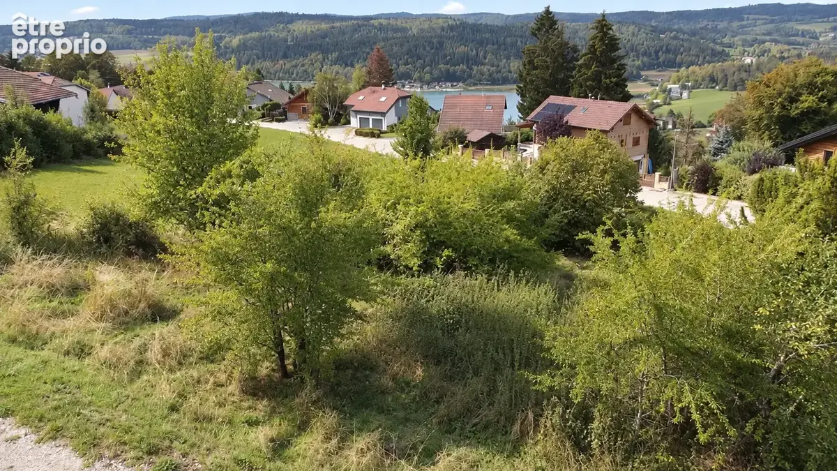 À acheter à Montperreux : terrain constructible de 600 m2 - photo 2