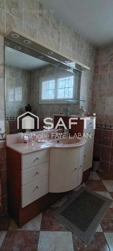 Photo 9 - Maison à CHATELLERAULT