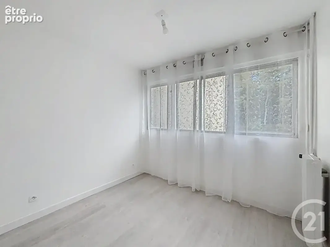 Appartement 1 pièce 33 m² à vendre à Rambouillet (78120) - photo 4