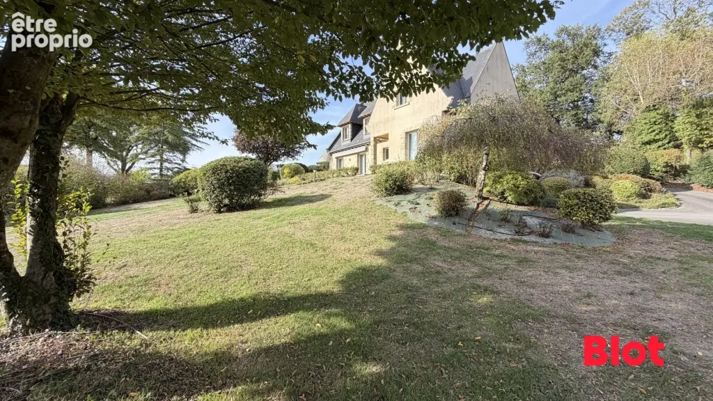 Maison 8 pièces 240 m² à vendre à Liffre (35340) - photo 4
