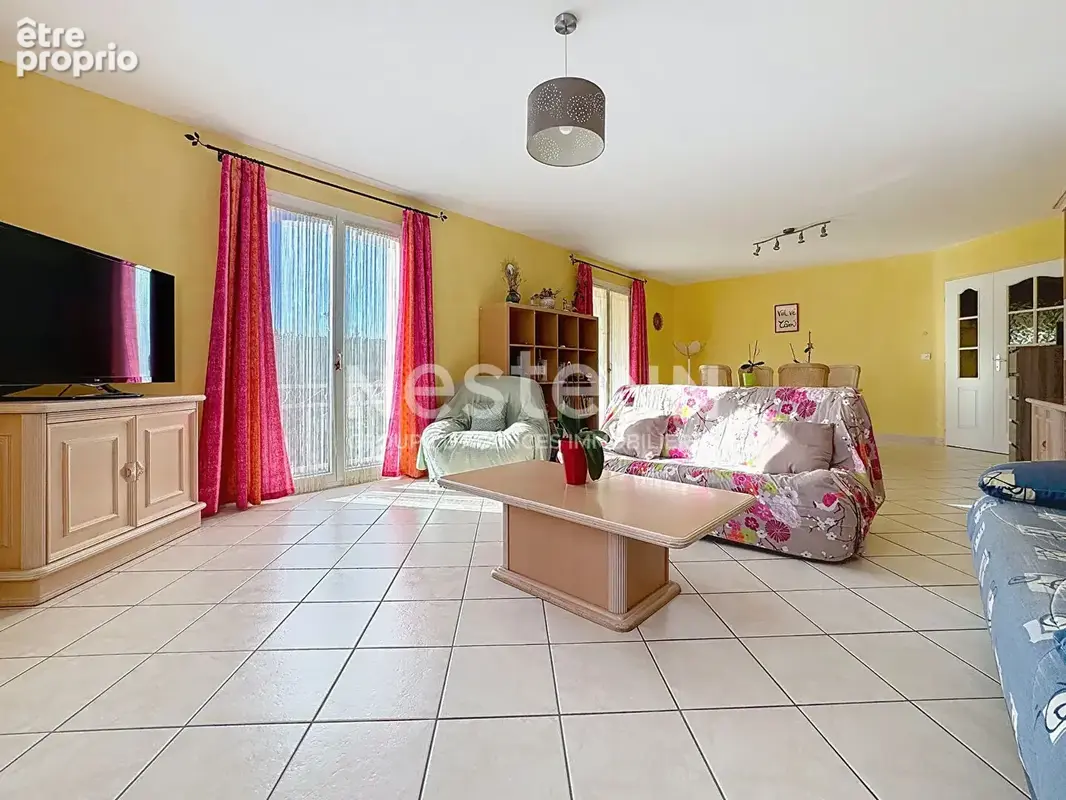 Belle maison de plain-pied 4 faces à Névian (127 m² habitables sur 960m²) - photo 4