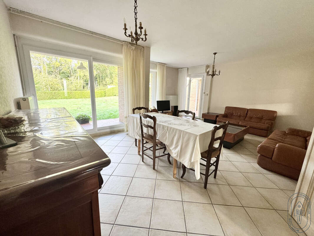 Maison 112 m² à Bergues  - photo 4