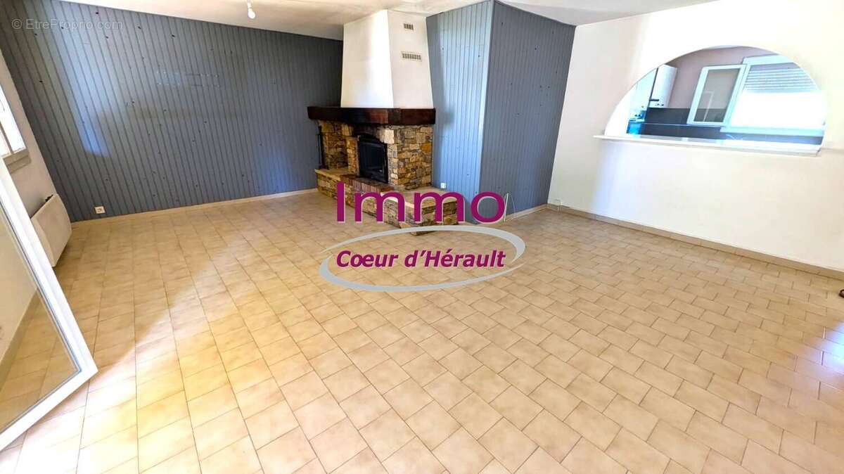 Maison à POPIAN