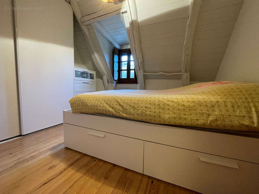 Maison à RIOM-ES-MONTAGNES