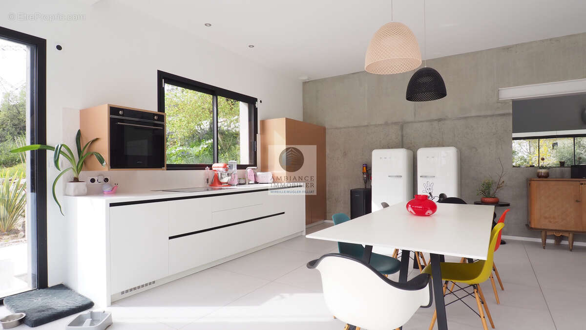 Maison à SAINT-PERAY