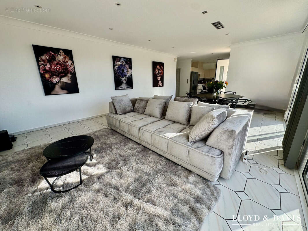 Maison à BOURG-LES-VALENCE