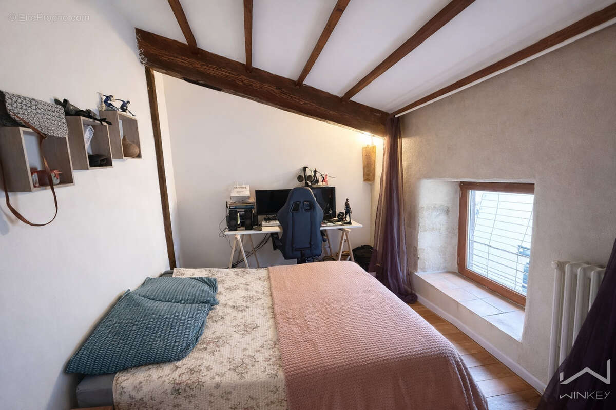 Appartement à CHATEAUNEUF-DU-RHONE
